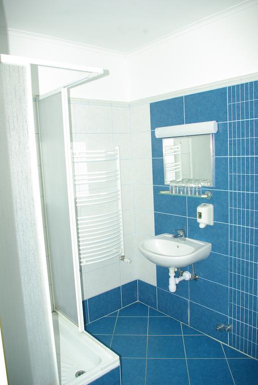 Salgo Hotel Salgótarján Cameră foto